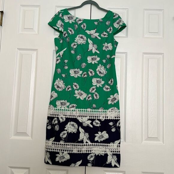 Eliza J Dresses & Skirts - Eliza J Cap Sleeve Green and Blue Floral Print Dress, Size 8